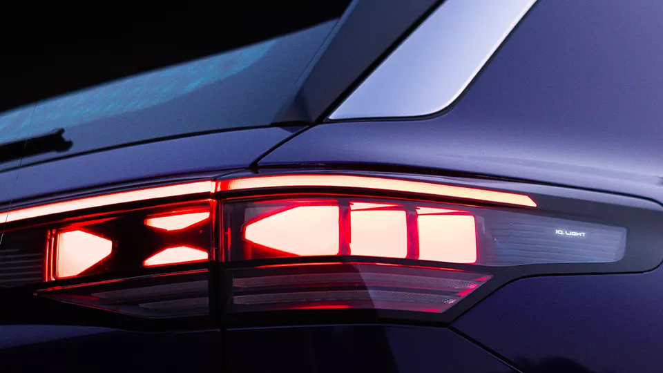 IQ.LIGHT HD Matrix LED